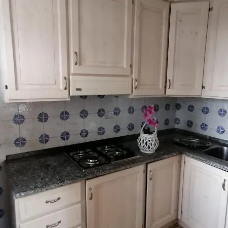 Sara 5 Apartamento Pila (Livorno)